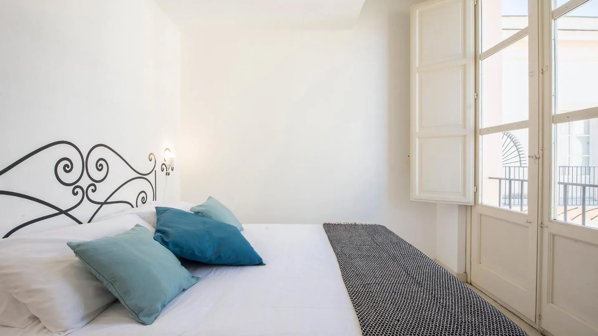 Palazzo Castrofilippo Apartment By Wonderful Italy Palermo